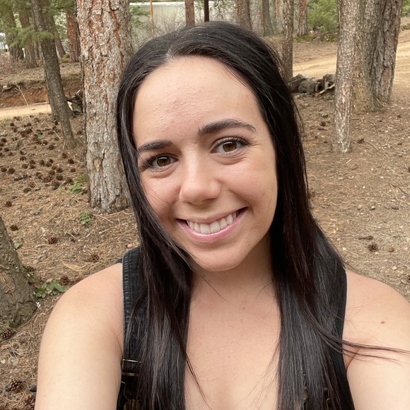 Meet your Posher, Madison - Picture 1 of 1